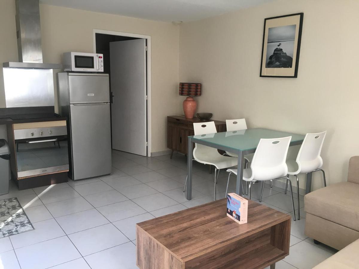 Camping Hotel Les Rives Du Loup ตูร์เรสส์-ซัวร์-ลูป ภายนอก รูปภาพ