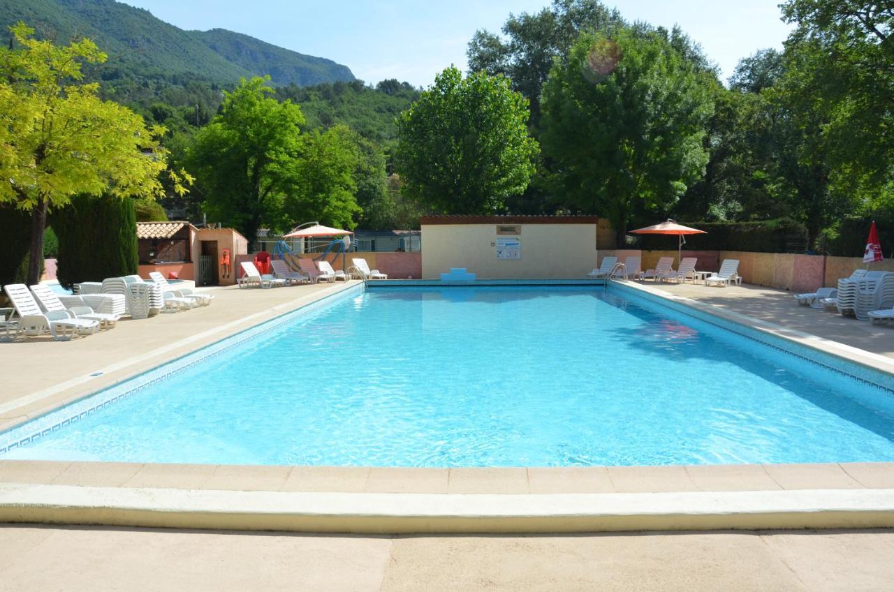 Camping Hotel Les Rives Du Loup ตูร์เรสส์-ซัวร์-ลูป ห้อง รูปภาพ
